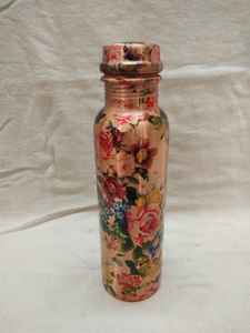 Botellas de agua de cobre personalizadas, únicas, elegantes, modernas, clásicas, hechas a mano, vintage, de diseño, con estilo, ecológicas, de la India. - Product Image 4