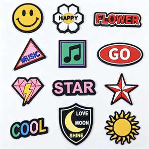 Parches Personalizados con Logotipo de Marca en Relieve, de Tela, Fieltro, PVC Ecológico, Goma Suave, Bordados, Rectangulares, 3D, con Gancho y Bucle, para Bolsas, 7-10 - Product Image 4