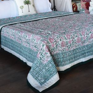 Edredón Reversible de Algodón Hecho a Mano, Tamaño Queen, Estampado Floral, Tradicional, para Todas las Temporadas, Venta Directa de Fábrica - Product Image 4