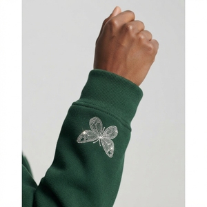 Sweat-shirt à capuche court pour femme, vert foncé, orné de strass et de papillons, fermeture éclair, style streetwear tendance - Product Image 4