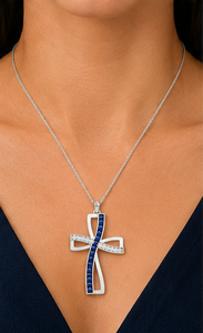Collier avec pendentif croix infini en argent sterling 925 plaqué rhodium avec zircone cubique bleue et blanche |   Religieux chrétien - Product Image 4