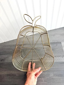 Pear Shape Metal Wire Fruit <b>Basket</b> For Gift Hampers Dining <b>Table</b> Serving Decorative Fruit Display And Guest Entertaining - Product Image 3