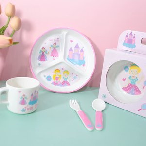 Vente en gros KINGWELL Ensemble de <span class=keywords><strong>vaisselle</strong></span> pour enfants en fibre de bambou écologique, résistant au lave-<span class=keywords><strong>vaisselle</strong></span>, design de dessin animé astronaute, créatif et mignon - Product Image 4