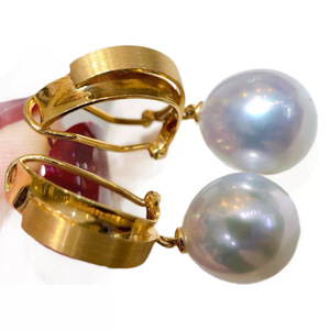 Pendientes de Clip con Perlas Naturales de 10-11 mm, Plata de Ley, Textura de Circonio de Alta Gama, Súper Resistentes, Clásicos y Atemporales con Caja de Regalo - Product Image 5