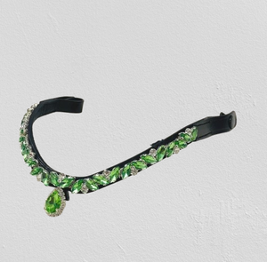 Élégante mèche de tête pour cheval en cristal vert en forme de goutte d'eau avec pendentif en argent pour concours équestres et accessoires d'équitation - Product Image 2