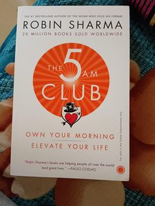 Le Club 5h du matin de Robin Sharma : Guide de la routine matinale, du succès et de la discipline (Édition brochée anglaise) - Product Image 1