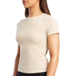 T-shirt en coton uni pour femme, coupe slim, col rond, manches courtes, été, personnalisable avec logo, vente en gros - Product Image 3