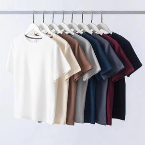 เสื้อยืดแขนสั้นคอกลมผู้ชาย แห้งเร็ว สปอร์ต ทรงปกติ ผ้าถัก สีพื้น โพลีเอสเตอร์ 100% - Product Image 3