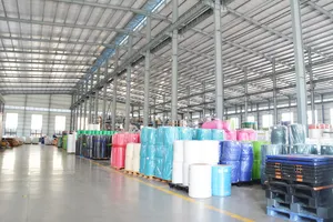 Üretim polyester spunbonded nonwoven kumaş ruloları spunbond örme olmayan kumaşlar tedarikçiler