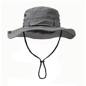 Chapeau de randonnée personnalisé avec logo, style Boonie à large bord et cordon de menton brodé, idéal pour cadeau d'entreprise, faible MOQ, fabriqué en Thaïlande - Product Image 1