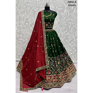 Collections de velours de vêtements de mariée indiens pour la mariée avec le travail de Zarkhan par Fabzone - Product Image 3