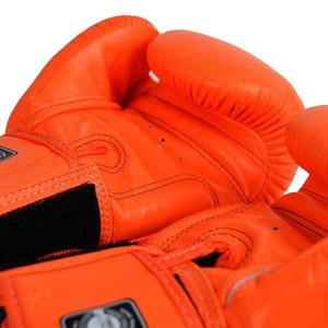 Dernier modèle de gants de boxe Twins, logo personnalisé, gants de boxe professionnels Muay Thai, vente en gros, gants de sparring Twins élégants - Product Image 5