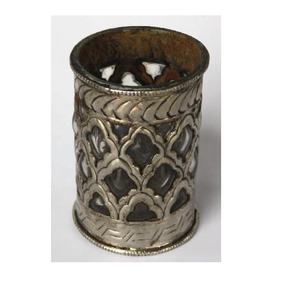 Votivo de aluminio con patrones redondos cortados a mano en acabado de latón antiguo portavelas de luz de té decoración de Navidad de Diwali para el hogar - Product Image 4