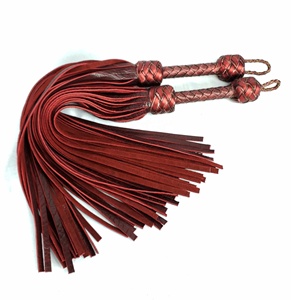 Venta al por mayor de cuero personalizado Flogger con 1 pieza de cuero suave flecos bolsa funcional para Hunter OEM y ODM de apoyo - Product Image 2