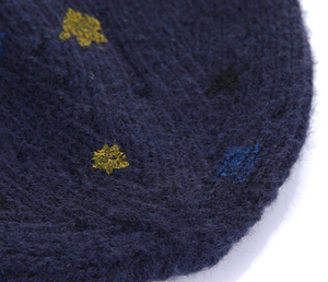 Bonnet en tricot noir avec points brodés colorés, bord côtelé, chapeau d'hiver - Product Image 6