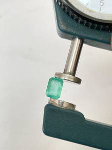 Lote de Esmeraldas Verdes Naturales, Gemas Sueltas Facetadas, Formas Mixtas, Piedras para Joyería - Product Image 4
