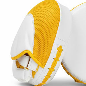 Guantes de Boxeo Profesionales Personalizables con Almohadillas de Enfoque Ajustables, Correa de Muñeca Ajustable y Cuero Resistente a la Humedad para Entrenamiento de MMA - Product Image 5