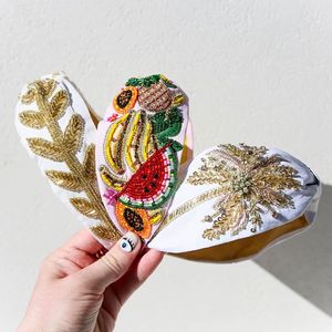 Diadema de Perlas Premium, Accesorio para el Cabello Hecho a Mano con Estilo para Mujeres al Mejor Precio - Product Image 2
