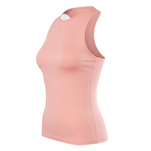 Camiseta sin mangas ajustada para mujer, cuello alto, ropa deportiva para gimnasio - Product Image 3