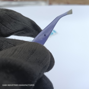 Pinzas para Cejas de Acero Inoxidable de Alta Calidad Profesional de HABI INDUSTRIES, con Punta Personalizada para Recortar y Dar Forma - Product Image 6