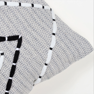 Funda de Cojín Boho Texturizada Gris y Negra Tejida a Mano, Funda de Almohada Decorativa Hecha a Mano para Sofá, Dormitorio, Sala de Estar, Decoración del Hogar - Product Image 4