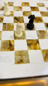 Échiquier en bois et résine écologique, jeu d'intérieur pour enfants et adolescents, utilisation hiver/été, jeu d'échecs pour 4 joueurs - Product Image 6