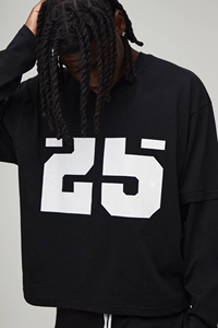 Trendy Men's Black Oversized Long Sleeve T-Shirt And Shorts <b>Set</b> With White 25 Print Crew Neck Casual Streetwear Summer Outfit - Product Image 6