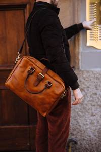 Sac à ordinateur portable en cuir tendance, fabriqué en tissu doux, design léger, prix de gros, style durable, sacs à ordinateur portable en cuir - Product Image 5