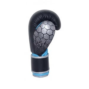 Gants de boxe professionnels Ekin Impex 4 oz en cuir PU respirant, fermeture à enfiler, personnalisables, unisexe, impression numérique - Product Image 4
