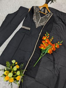 Ensemble Kurta et pantalon droit brodé noir de créateur pour femme, tenue de soirée, Salwar Kameez pakistanais avec Dupatta - Product Image 4