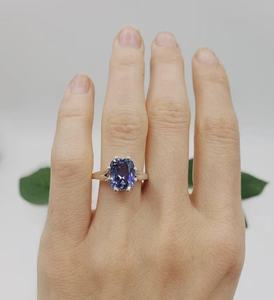 Anillo solitario de moissanita de 7 quilates con zafiro azul talla cojín para mujer, chapado en oro, plata 925 original, regalo de promesa para amantes - Product Image 5