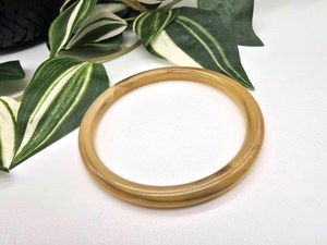 Brazalete Delgado Apilable de Resina de Cuerno Rubio Hecho a Mano, Pulsera Tubular Fina de Resina Ámbar Marmoleada, Joyería para Mujer - Product Image 2
