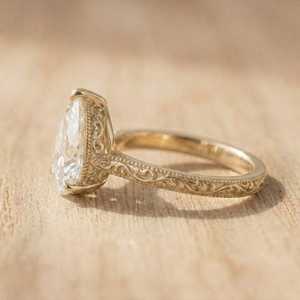 Bague solitaire vintage en or massif 10k 14k 18k avec diamant de laboratoire taille poire brillant 1 carat couleur E clarté VVS pour femme - Product Image 5