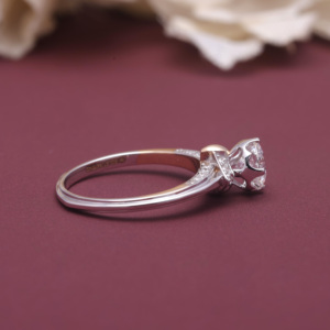 Bague de fiançailles en diamant cultivé en laboratoire certifié IGI, or 14 carats bicolore, diamant rond brillant, solitaire pour femme - Product Image 2