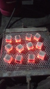 ถ่านกะลามะพร้าวเกรดพรีเมียม คุณภาพสูงจากอินโดนีเซีย - Product Image 2