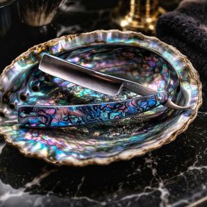 Navaja de Afeitar Recta Vintage Luminex Impex con Mango de Concha de Abulón y Acero al Carbono, Lista para Usar en Barberías y Salones - Product Image 4