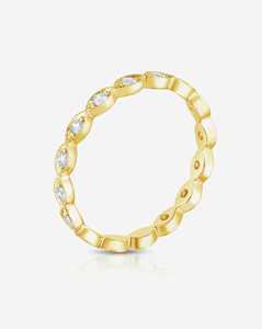 Bagues empilables en diamant, or massif 14 carats, serti clos, taille ronde, diamant de laboratoire 2,2 mm, alliance minimaliste assortie, fabrication de bijoux fins - Product Image 1