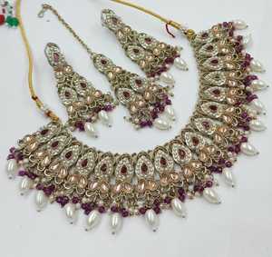 Conjunto de Collar y Aretes de Perlas Plateadas Geométricas de Diseño Moderno y Alta Calidad, Joyería Clásica para Bodas de Mujer - Product Image 1