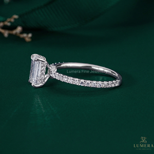 Anillo Solitario de Diamantes de Corte Esmeralda y Redondo, Color E, VVS2, Oro de 9k, 10k, 14k, 18k, Joyería Personalizada, Fabricante Mayorista - Product Image 2