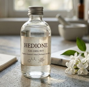 Hedione, Fragancia Química, Metildihidrojasmonato, Compuesto Aromático para la Fabricación de Perfumes, Efecto Floral de Jazmín Fresco y Aireado - Product Image 1