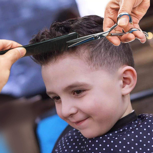 Tijeras de Peluquería de Alta Calidad con Acabado Pulido, Hoja Recta de Acero Inoxidable, Tijeras de Corte para Salón de Belleza con Anillo de Goma - Product Image 5