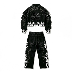 Ensemble 2 pièces unisexe personnalisé : veste en jean noire courte et jean, imprimé étoiles et flammes cloutées, style streetwear, tenues assorties, fournisseur en gros - Product Image 2