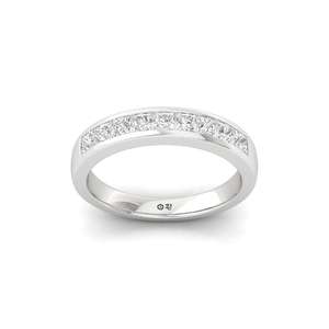 Anillo de Diamantes Cultivados en Laboratorio, Minimalista y de Lujo, en Plata de Ley 925 con Acabado en Oro de 10K para Mujer - Product Image 4