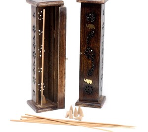 Quemador de Bakhoor de Madera de Lujo Hecho a Mano con Tapa de Corte Geométrico, Estilo Antiguo, Porta Incienso Oud para Aromaterapia y Meditación - Product Image 3