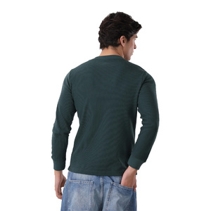 Camiseta de Manga Larga para Hombre de Alta Calidad con Cuello Henley, Mezcla de Poliéster y Algodón, Tejido Waffle, Corte Regular, Estilo Vintage - Product Image 2