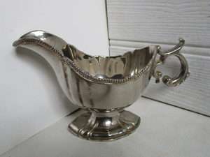 Recipientes de Acero Inoxidable de Alta Calidad para Salsas, Aderezos y Guarniciones para Restaurantes, Fáciles de Servir - Product Image 2