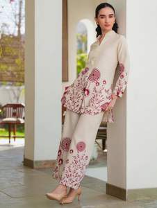 Ensemble de costume élégant en coton extensible avec dupatta, idéal pour les festivals, mariages et fêtes, disponible à la vente directe d'usine. - Product Image 2