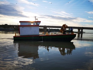 Bateau de travail/bateau de remorquage à double hélice autopropulsé fabriqué en Chine en 2022 à vendre - Product Image 4