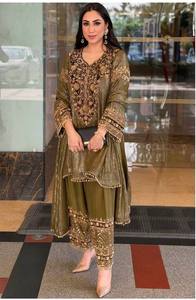 Haut en tissu nylon épais brodé avec des sequins et des patchs, accompagné d'un pantalon palazzo en soie douce et d'un dupatta, entièrement cousu, tailles M, L, XL et XXL. - Product Image 5