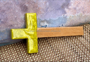 Croix murale Christ en résine et bois de meilleure qualité Croix murale en bois et résine, cadeau de croix de première communion-par Unique Craft India - Product Image 2